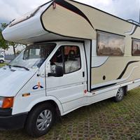 Camper CI International Mansardato