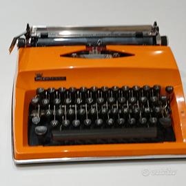 Macchina da scrivere 