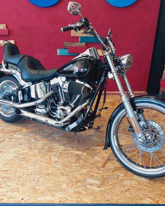 Harley Softail Custom FXSTC