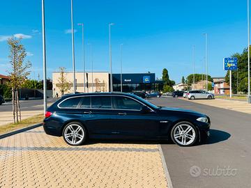 Bmw 530d touring f11 blue - perfetta