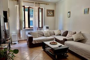 3 LOCALI A PESCIA