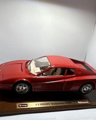 Bburago Ferrari Testarossa (1984) - scala 1/18