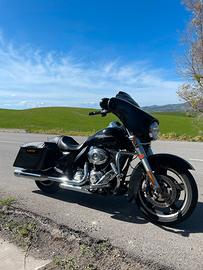 Harley Davidson FLXH Street Glide anno 2011