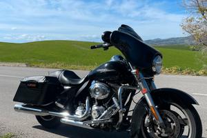 Harley Davidson FLXH Street Glide anno 2011