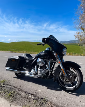 Harley Davidson FLXH Street Glide anno 2011