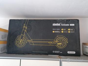Monopattino Ninebot Come NUOVO + Accessori+Scatola