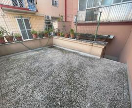 Trilocale con terrazzo traversa via R. margherita