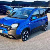 FIAT Panda 1.0 FireFly S&S Hybrid Pandina / Cros