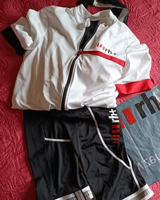 pantaloni e maglia per MTB 