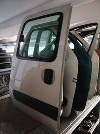 Porta laterale dx RENAULT KANGOO del 1999