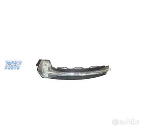 FANALE DIREZIONALE SINISTRO PER SPECCHIO AUDI A3 1