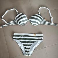 costume 2 pezzi a righe nuovo Tg. 43/44