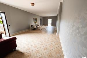 4 LOCALI A GRICIGNANO DI AVERSA