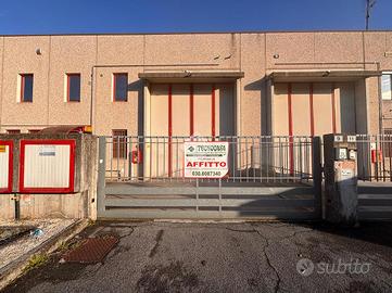 CAPANNONE A CASTREZZATO