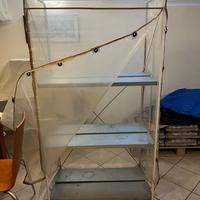Serra per piante e porta vasi terrazzo