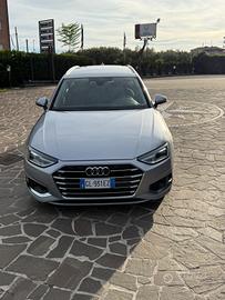 Audi A4 30 TDI/136 CV S tronic line edition 2022