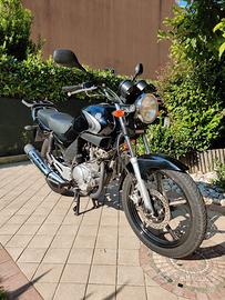 moto Yamaha 125 YBR