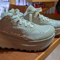 Scarpe Running Altra Olympus 6 numero 37