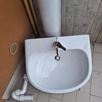 lavabo con miscelatore ideal standard