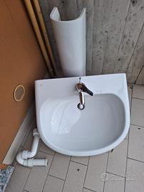 lavabo con miscelatore ideal standard