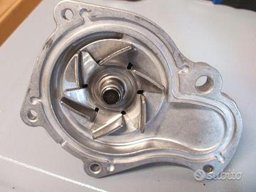 04694307AE pompa acqua JEEP WRANGLER 2002- 2007