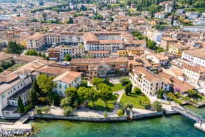 3 LOCALI A SALÒ