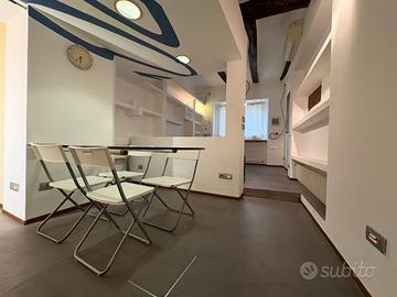 Loft / Open Space di 55 m² con 1 locale a Bologna