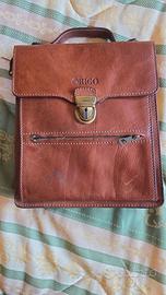 Borsello con tracolla in pelle da uomo