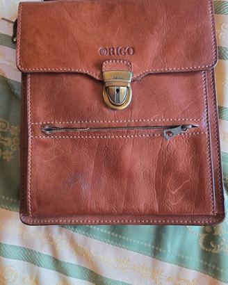 Borsello con tracolla in pelle da uomo