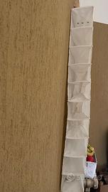 Pratico portatutto Ikea da appendere con 10 tasche