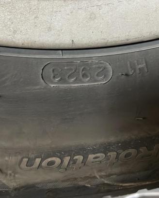 Cerchi in lega Bmw + pneumatici invernali Hankook