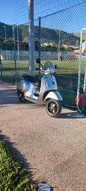 vespa gts250