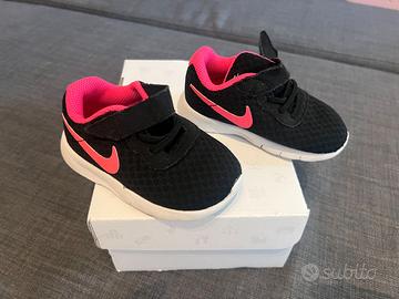 Scarpetta Sneaker Nike Bambina taglia 21