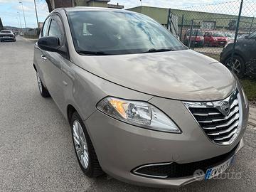 Ypsilon 90.000km