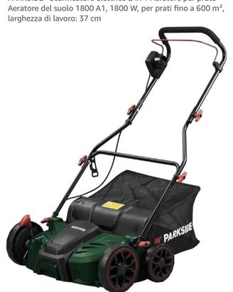 Scarificatore e aeratore per prato