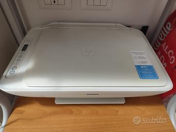 Stampante hp deskjet 2710 con Cartuccia