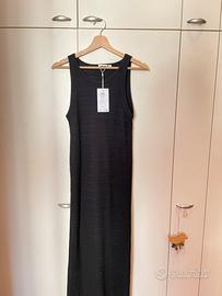 Vestito in maglia a tubino lungo