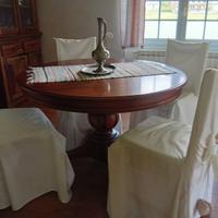 Tavolo allungabile in legno di noce