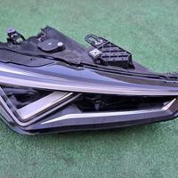 SEAT LEON 4 IV CUPRA 5FB FULL LED Faro Fanale Dest