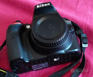 Nikon d3300 pari al nuovo
