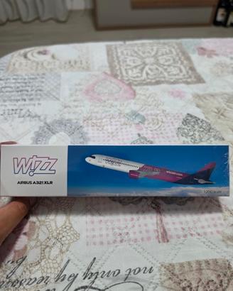 Modellino aereo wizz air