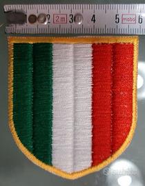 scudetto patch ricamato