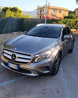Mercedes GLA