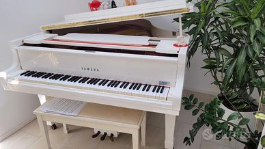 Pianoforte Yamaha G2 Bianco