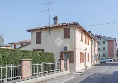 CASA INDIPENDENTE A POGGIO RENATICO