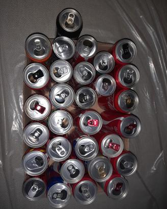 collezione di 30 lattine Coca Cola  e fanta