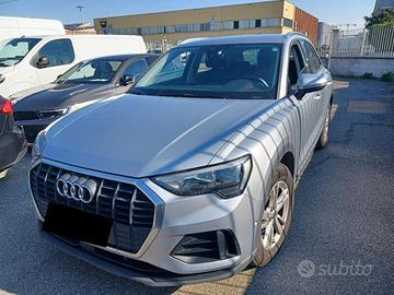 Audi Q3 35 2.0 tdi Business Advanced s-tronic