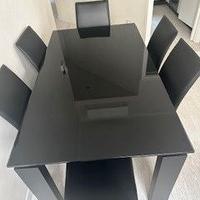 Tavolo Tonin casa vetro + 6 sedie pelle Tonin