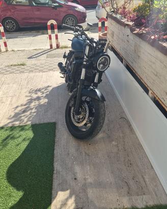 Suzuki scrambler cafè racer