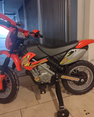 Moto elettrica bambino